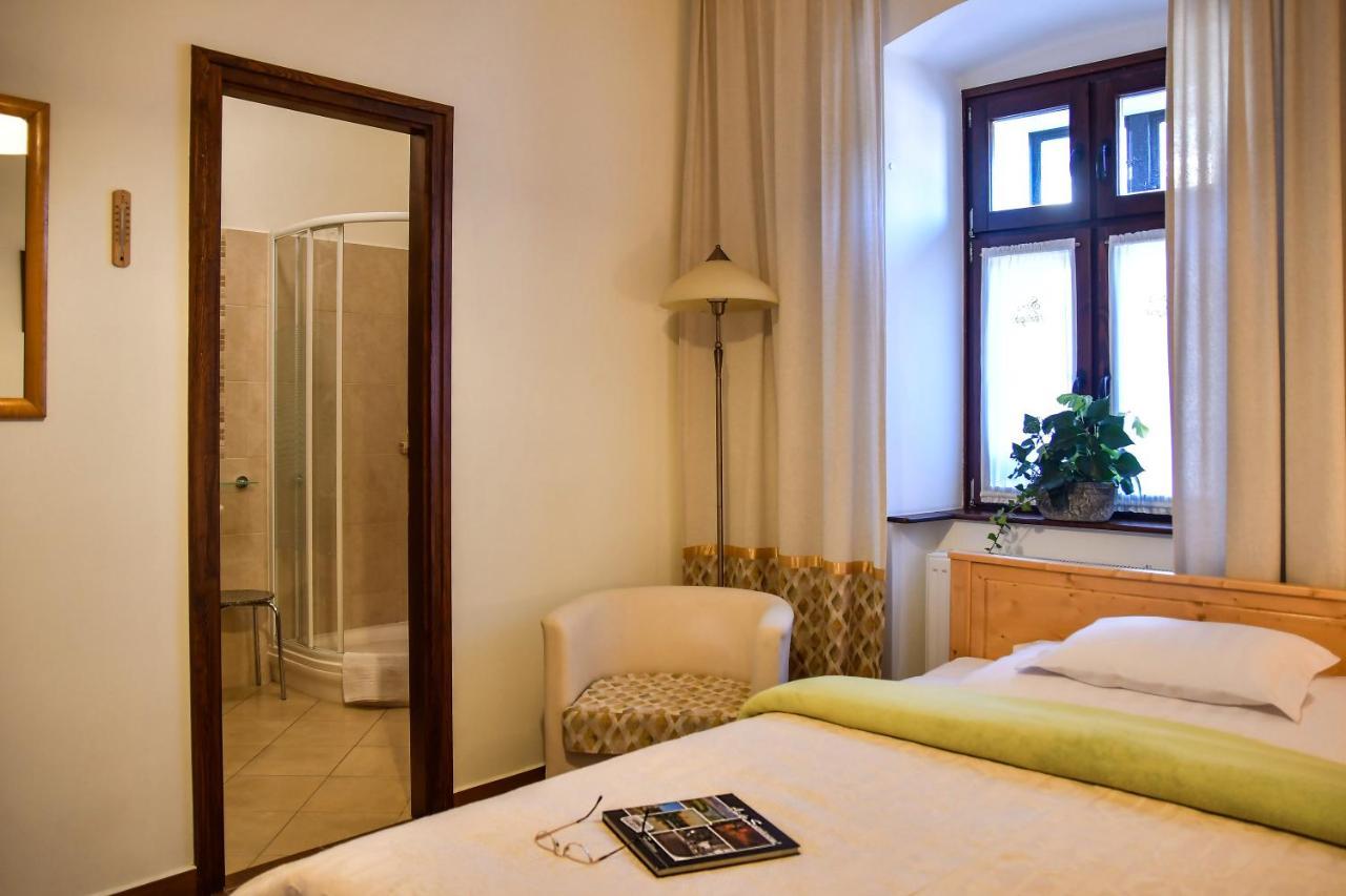 Szin-Es Vendeghaz Bed & Breakfast Szentes Eksteriør bilde