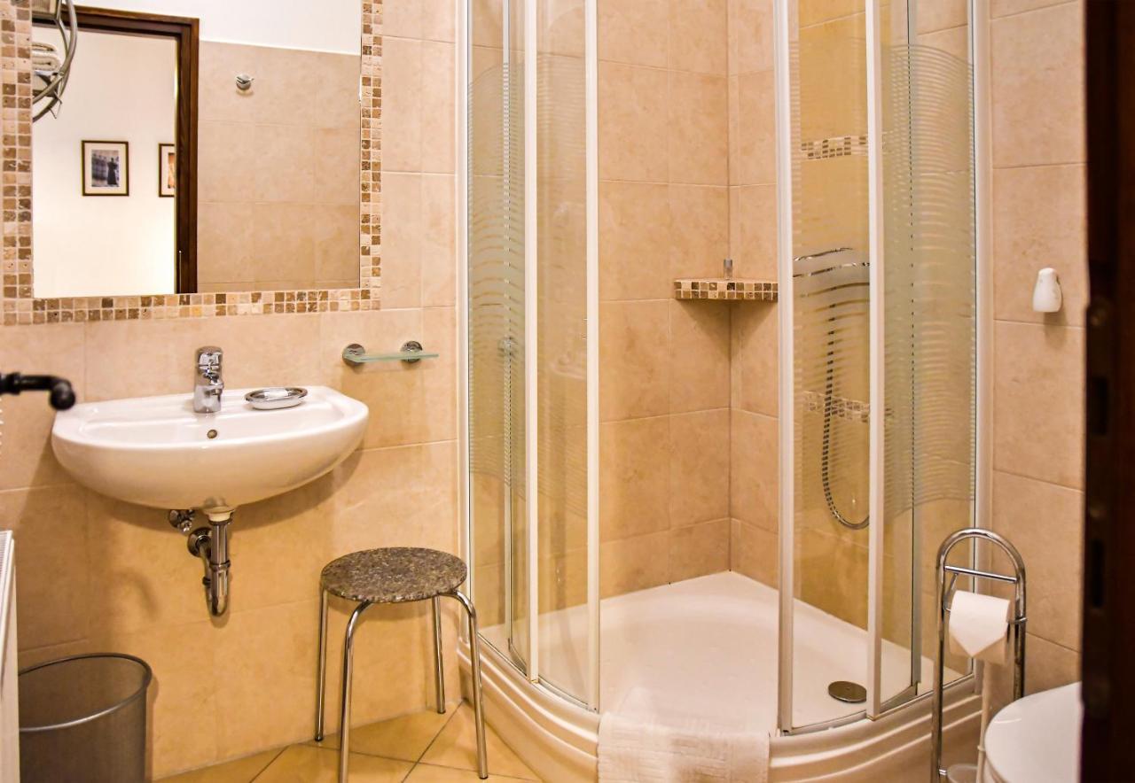 Szin-Es Vendeghaz Bed & Breakfast Szentes Eksteriør bilde