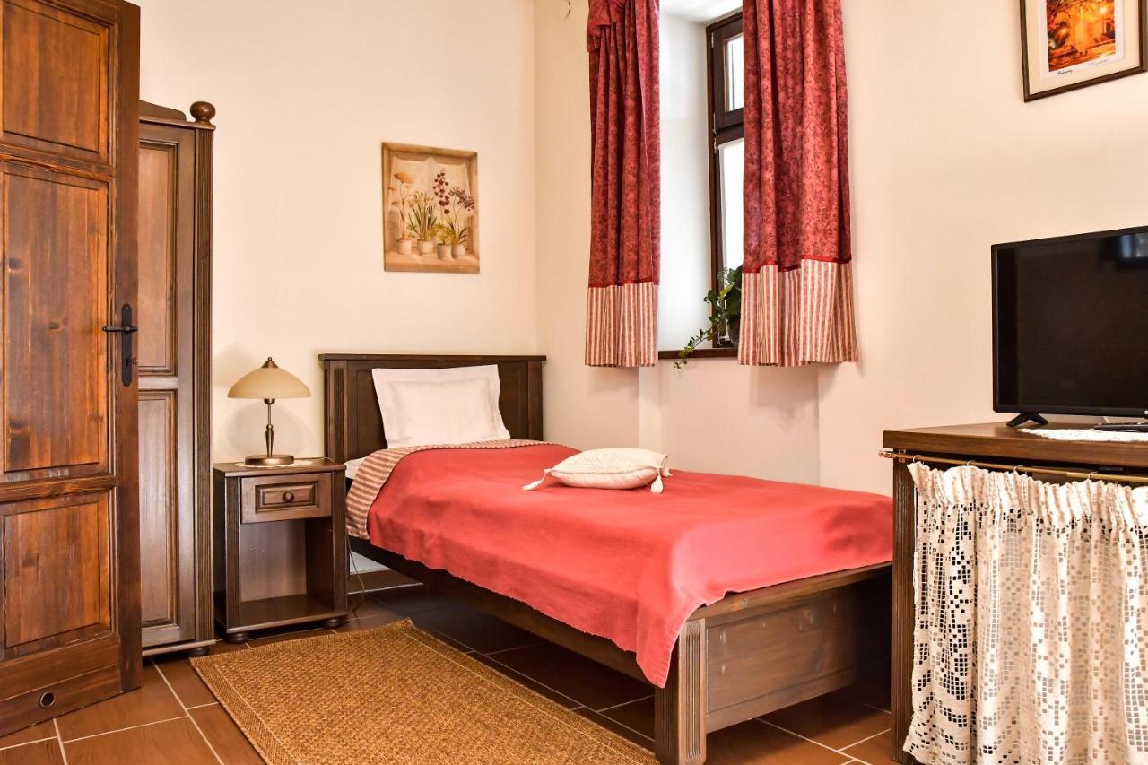 Szin-Es Vendeghaz Bed & Breakfast Szentes Eksteriør bilde