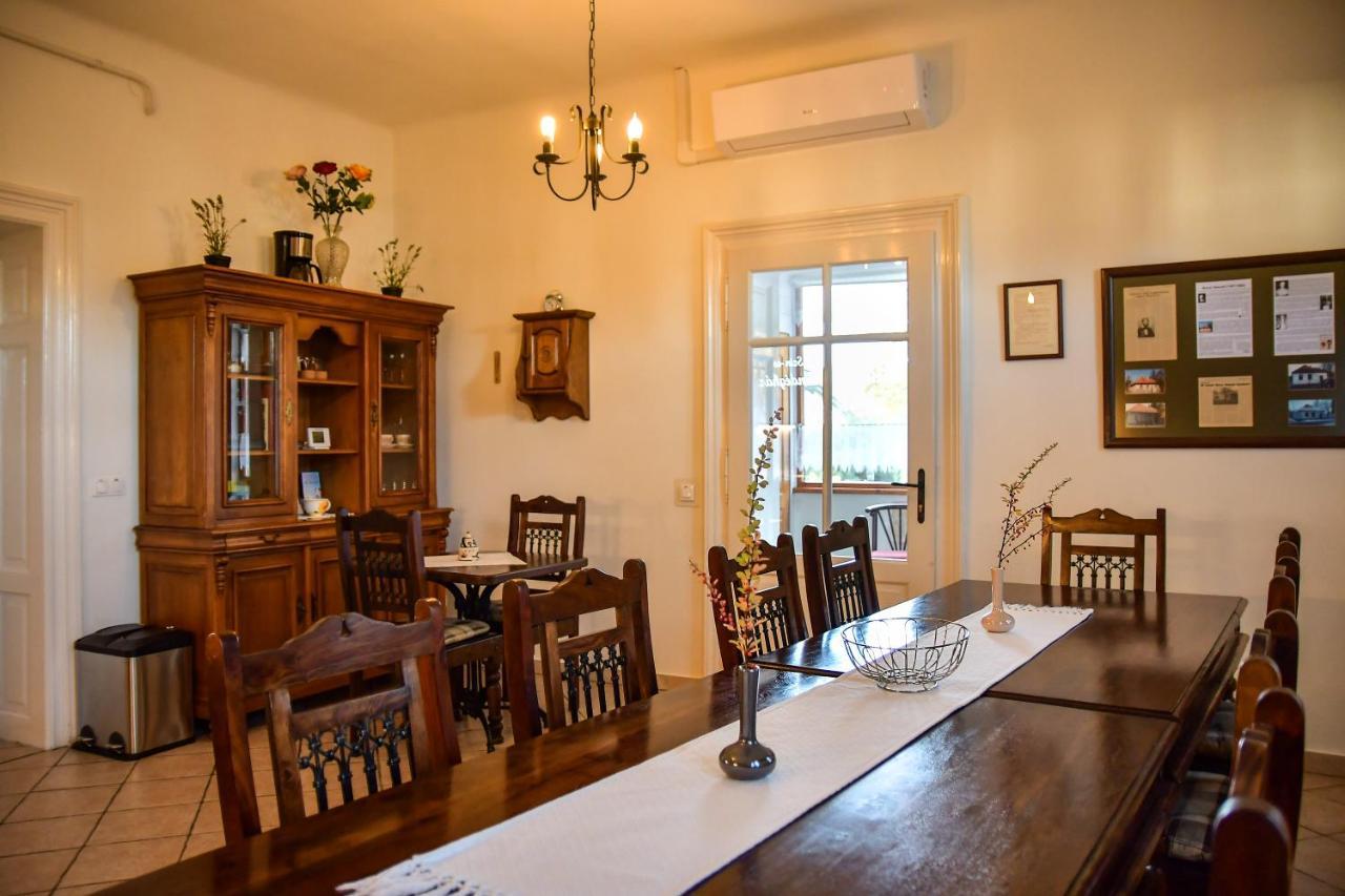 Szin-Es Vendeghaz Bed & Breakfast Szentes Eksteriør bilde